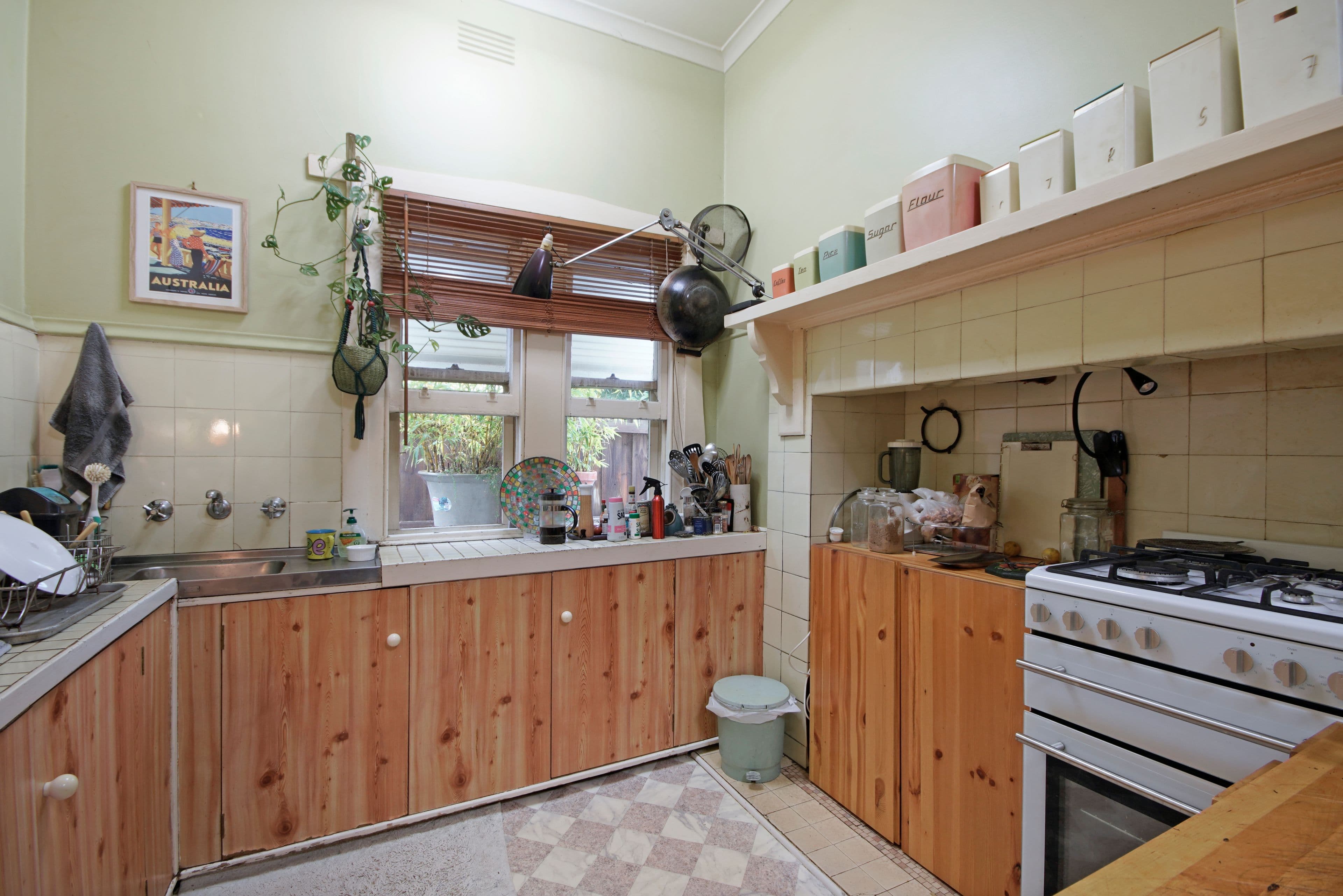 12 Walsal Avenue, Reservoir VIC 3073, Reservoir - Thumbnail 6