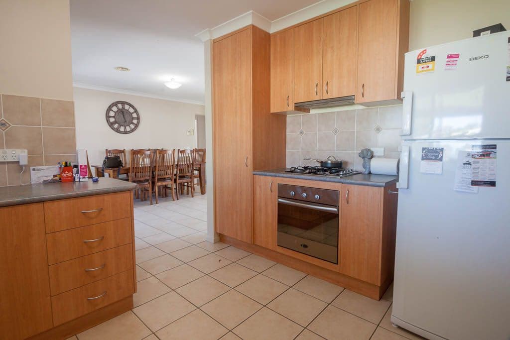 70 Jude Street, Howlong NSW 2643, Howlong - Thumbnail 2
