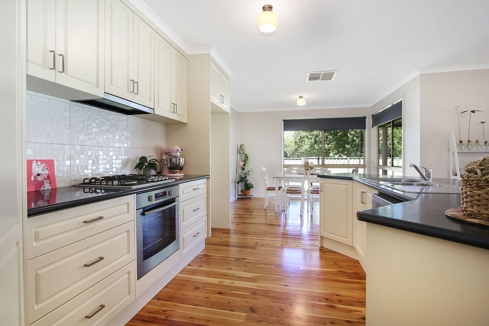 511 Lyne Street, Lavington NSW 2641, Lavington - Thumbnail 2