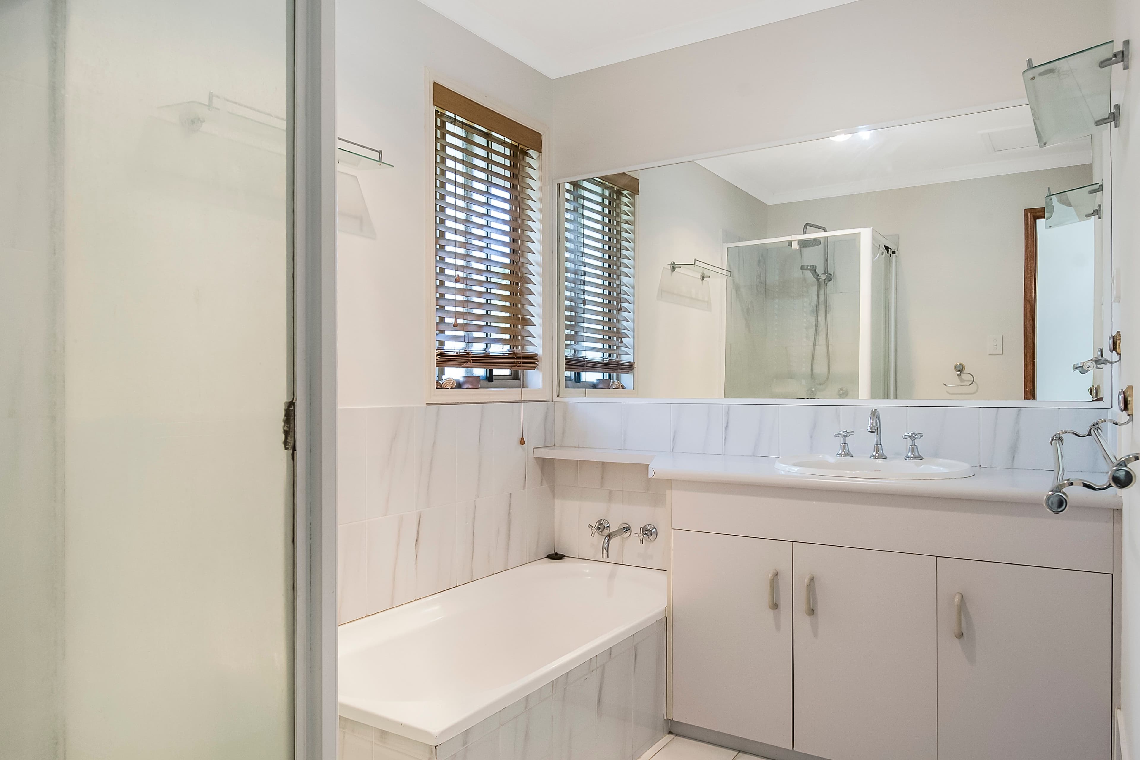 16 Tamarind Court, Suffolk Park - Thumbnail 7