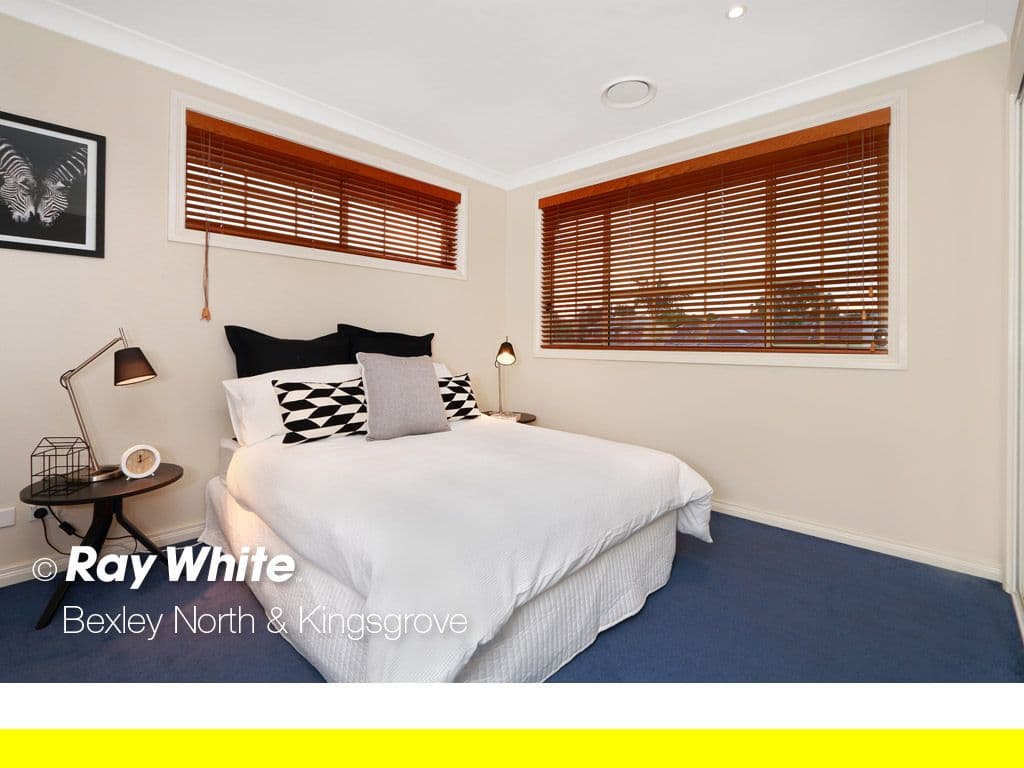 9 Beverley Crescent, Roselands - Thumbnail 5
