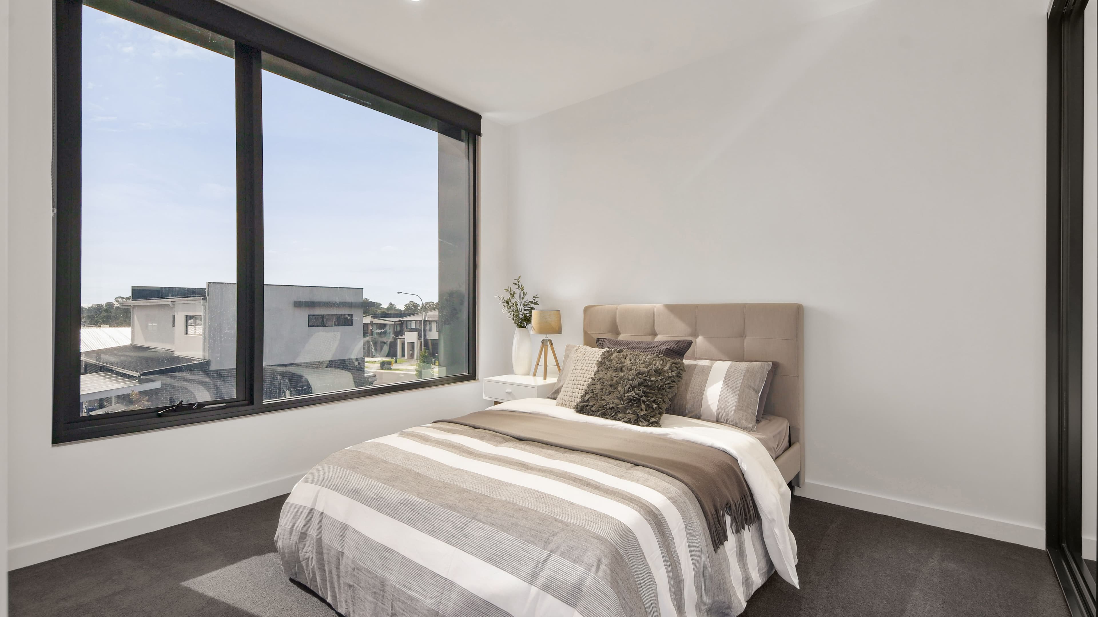 1B Silverton Street, Gregory Hills NSW 2557, Gregory Hills - Thumbnail 8
