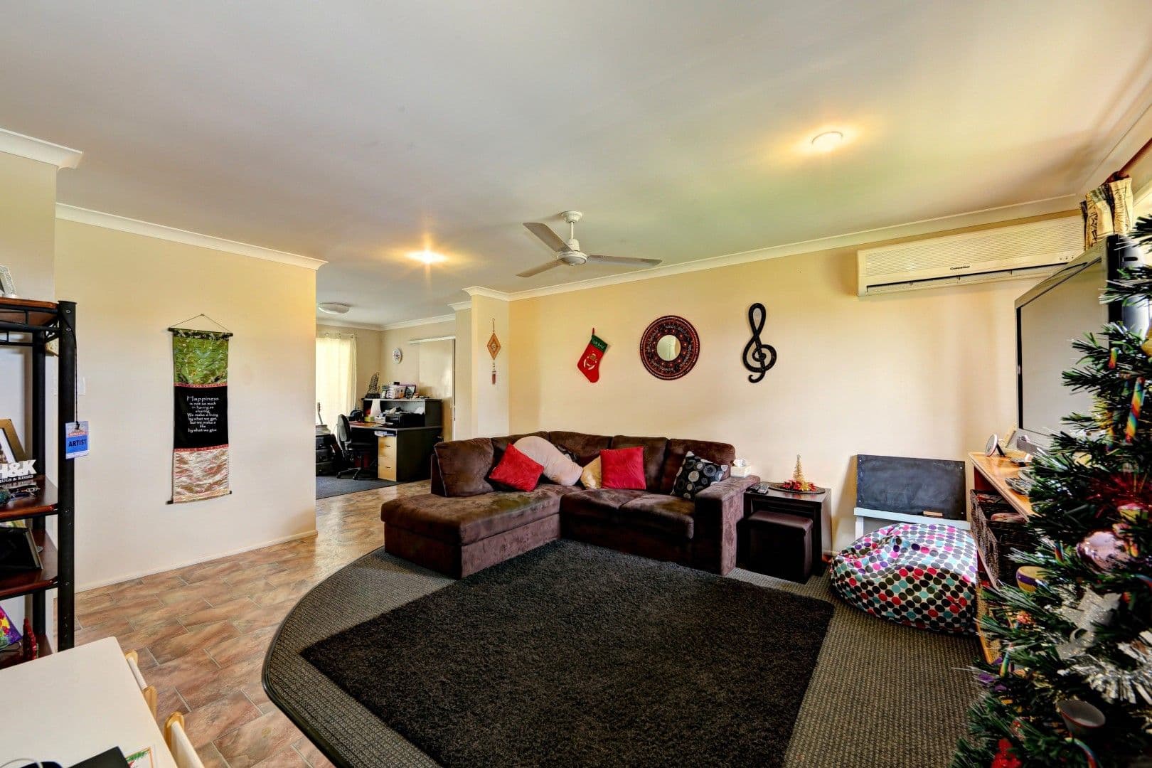 19 Pettigrew Drive, KALKIE QLD 4670, Kalkie - Thumbnail 5