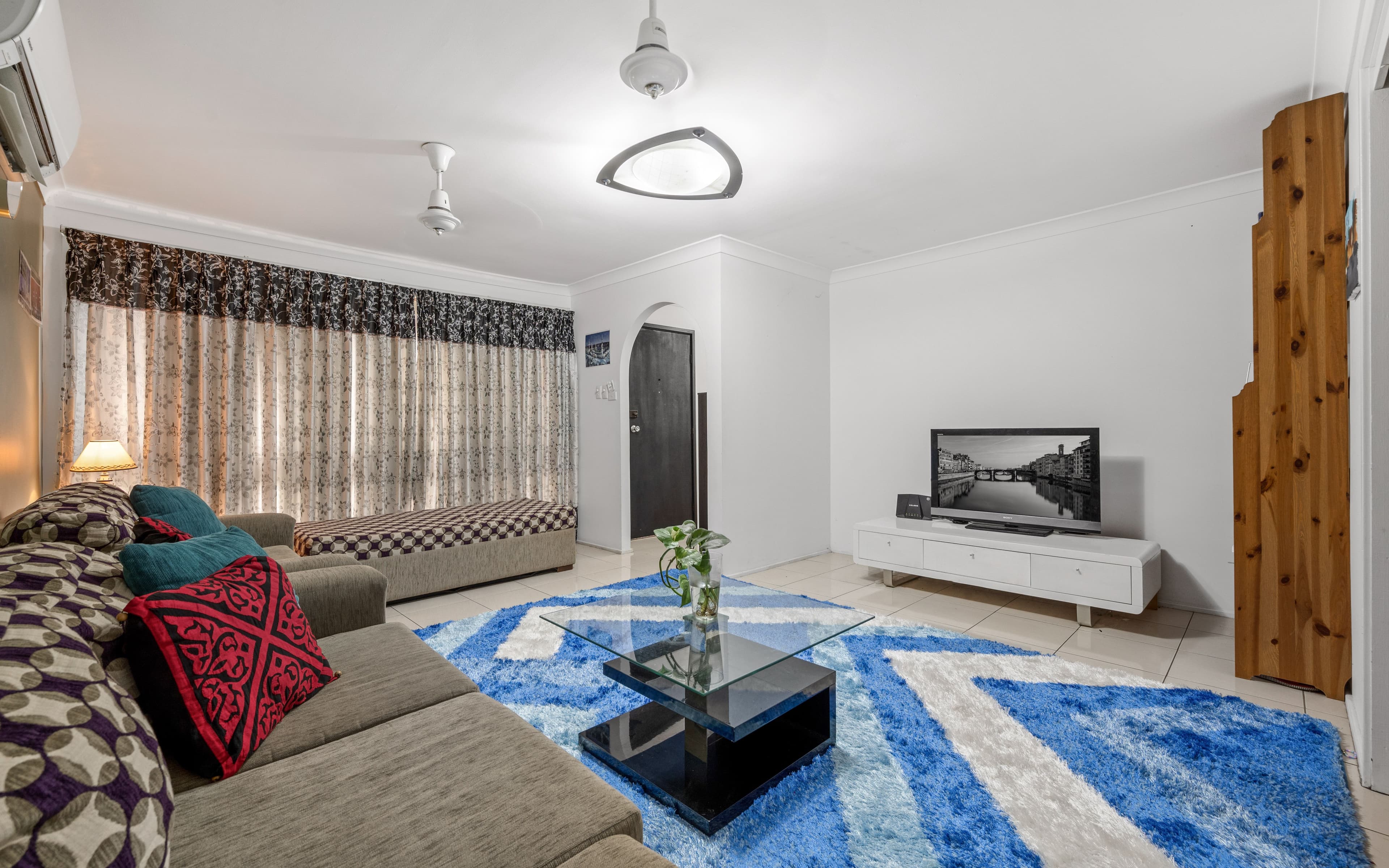 25 & 25A First Avenue, Macquarie Fields NSW 2564, Macquarie Fields - Thumbnail 4