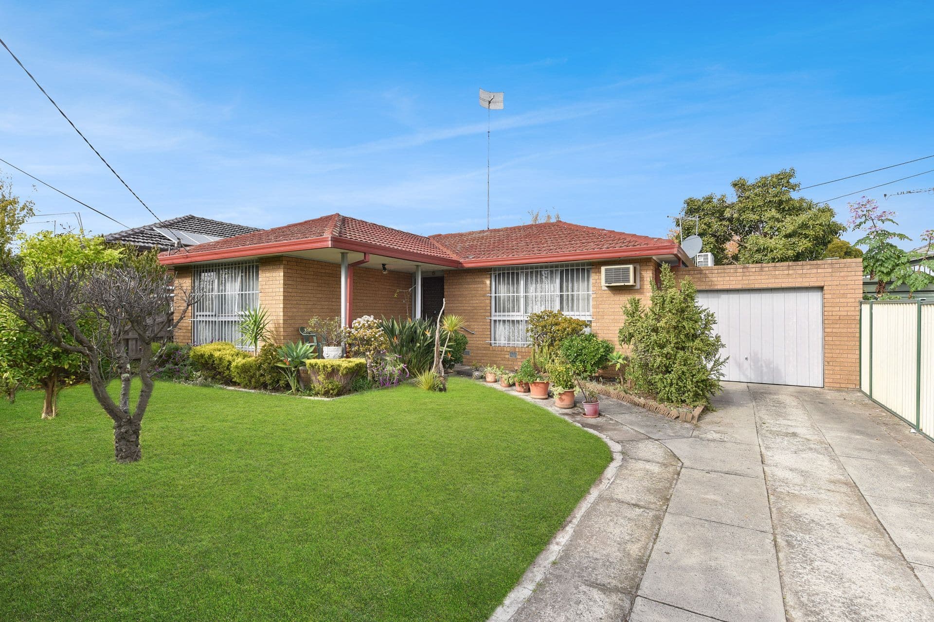 28 Nettelbeck Road, Clayton South VIC 3169, Clayton South - Image 1