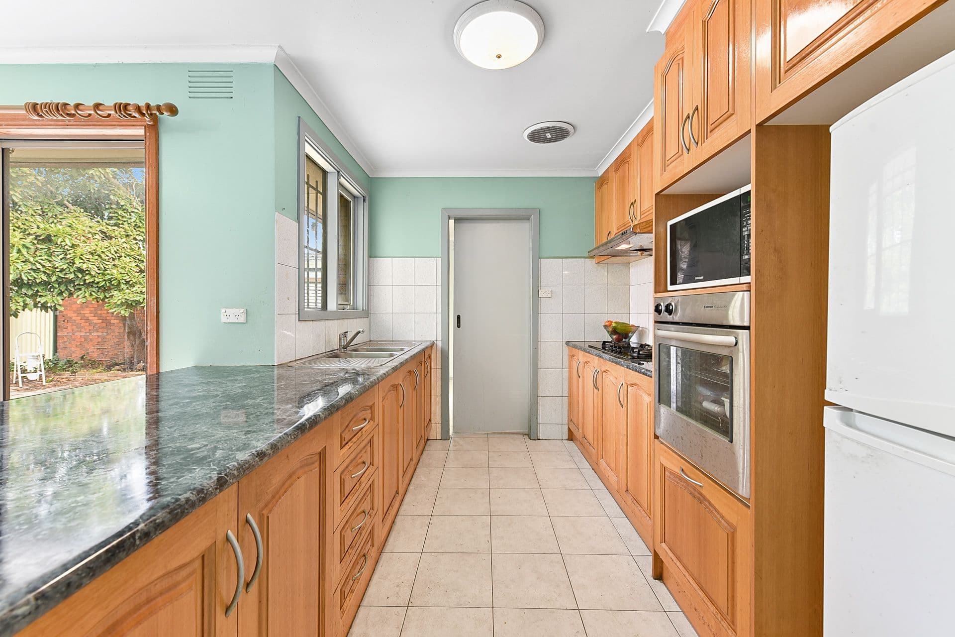 28 Nettelbeck Road, Clayton South VIC 3169, Clayton South - Thumbnail 7