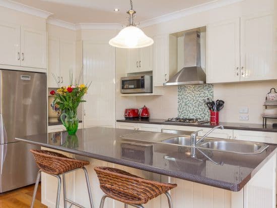 5 Cruiser Close, SPRINGFIELD LAKES QLD 4300, Springfield Lakes - Image 1