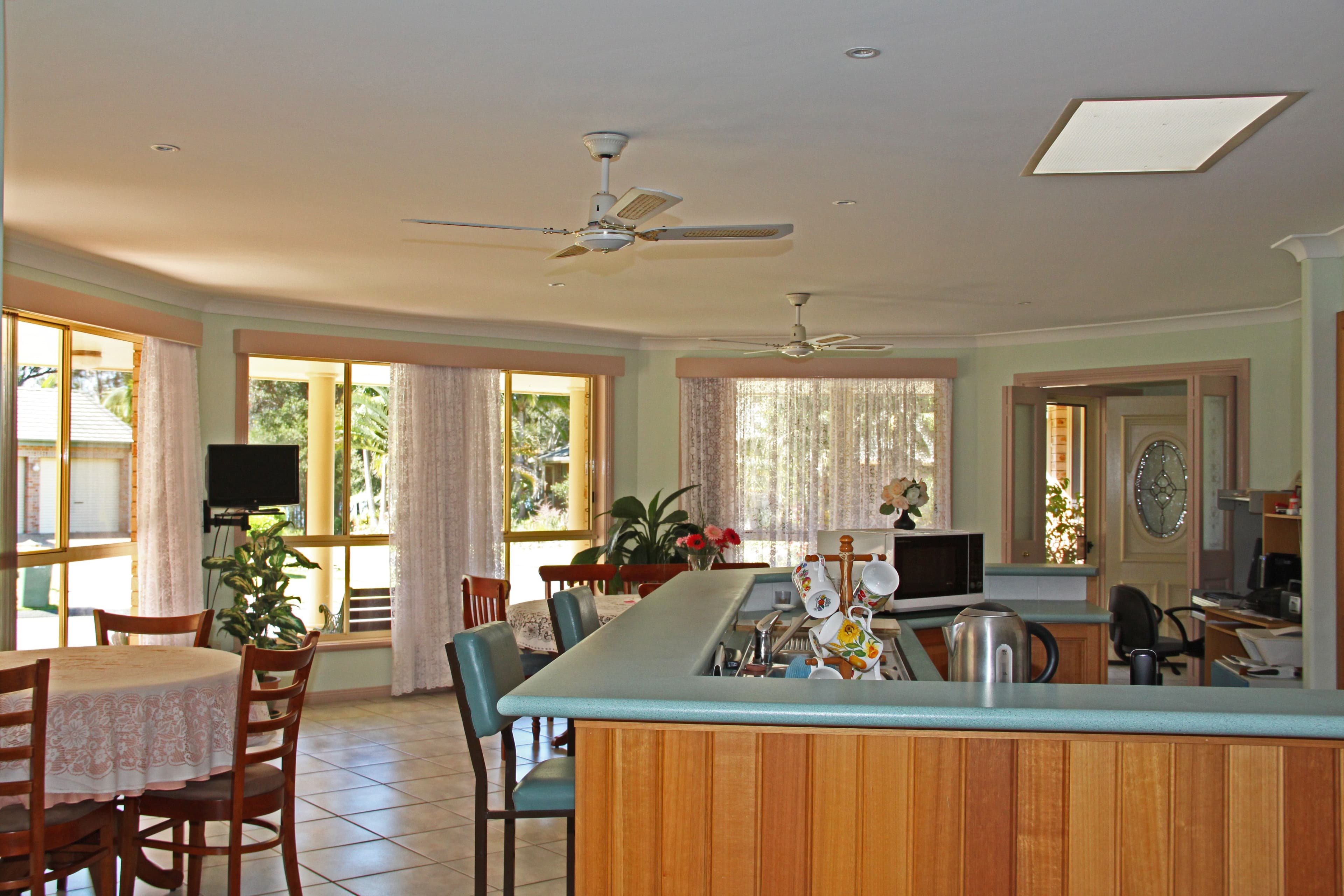 4 Pelican Court, West Haven - Thumbnail 3