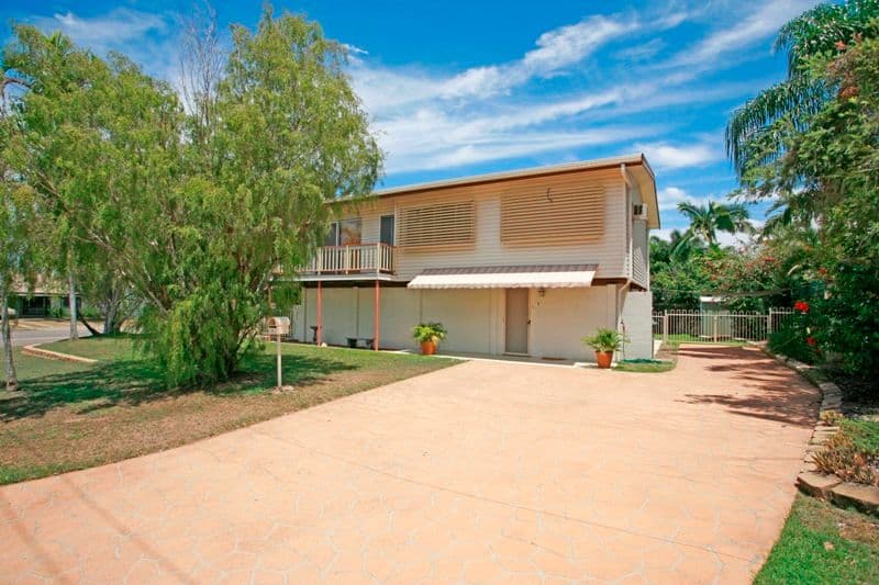 1  Carina Court, MOUNT LOUISA QLD 4814, Mount Louisa - Thumbnail 2
