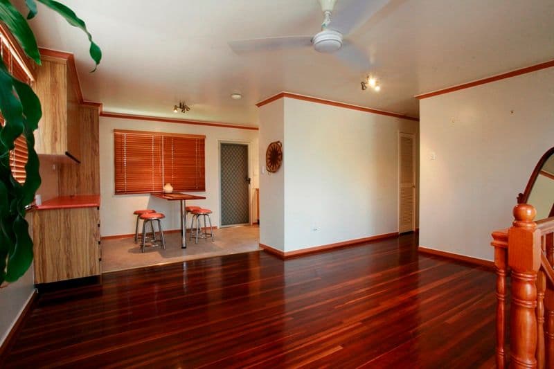 1  Carina Court, MOUNT LOUISA QLD 4814, Mount Louisa - Thumbnail 3