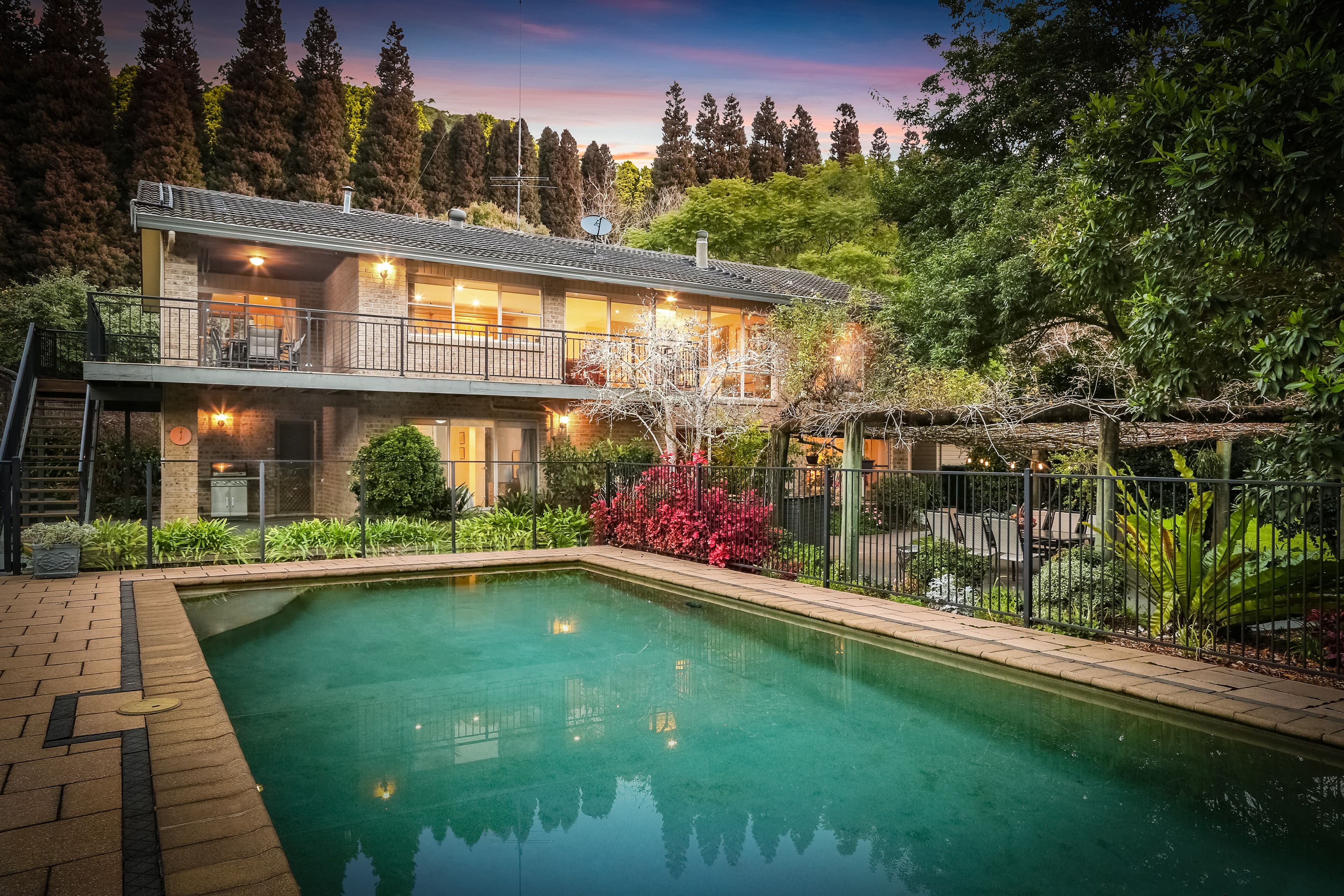 297 Oak Road, Matcham - Image 1
