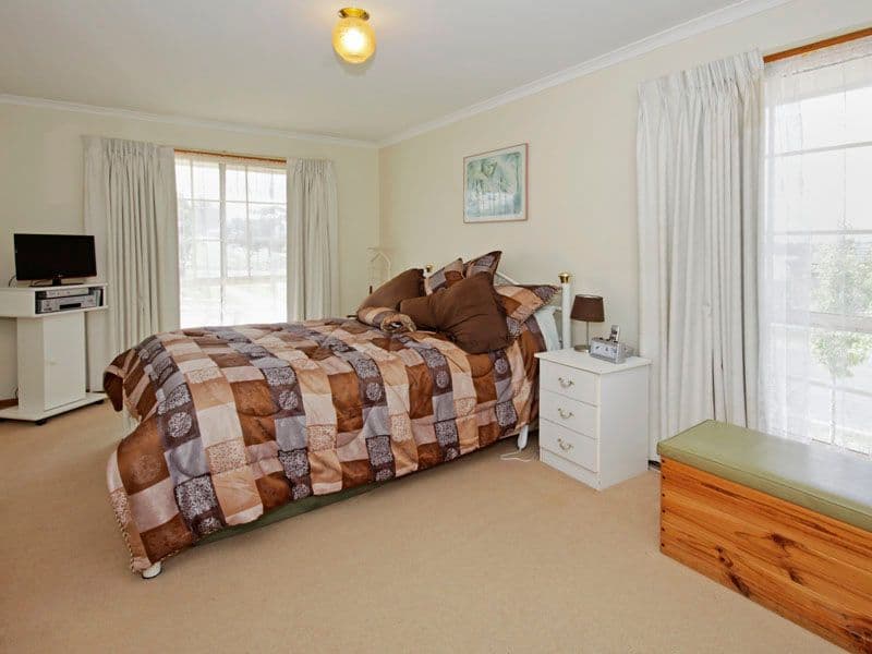 1 Oakview Court, HIGHTON VIC 3216, Highton - Thumbnail 8