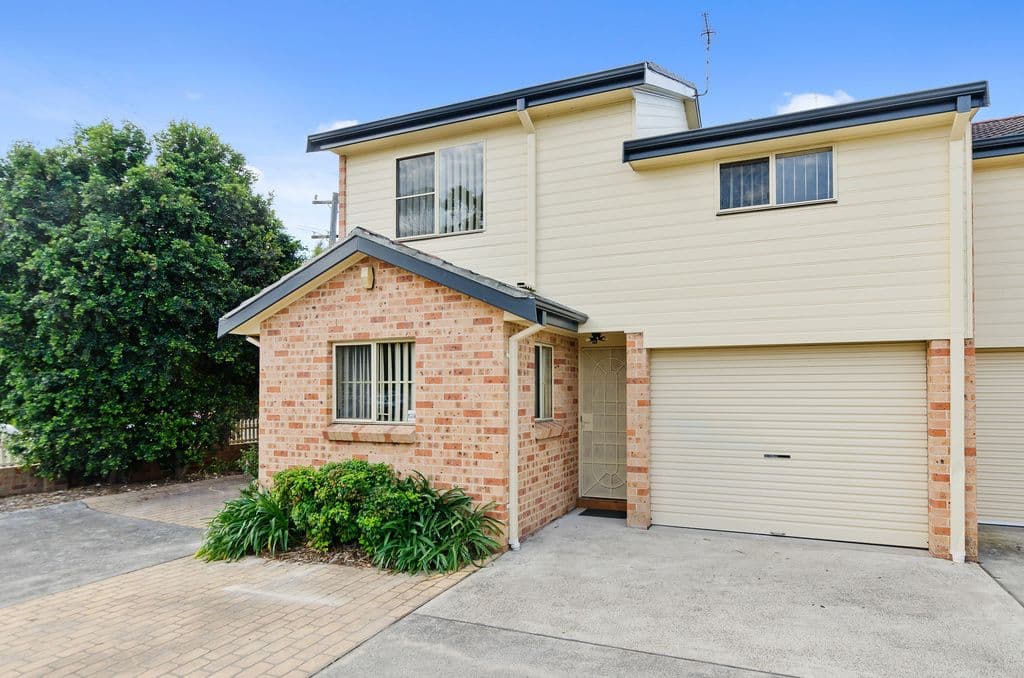 26 Station Street, Dapto - Image 1