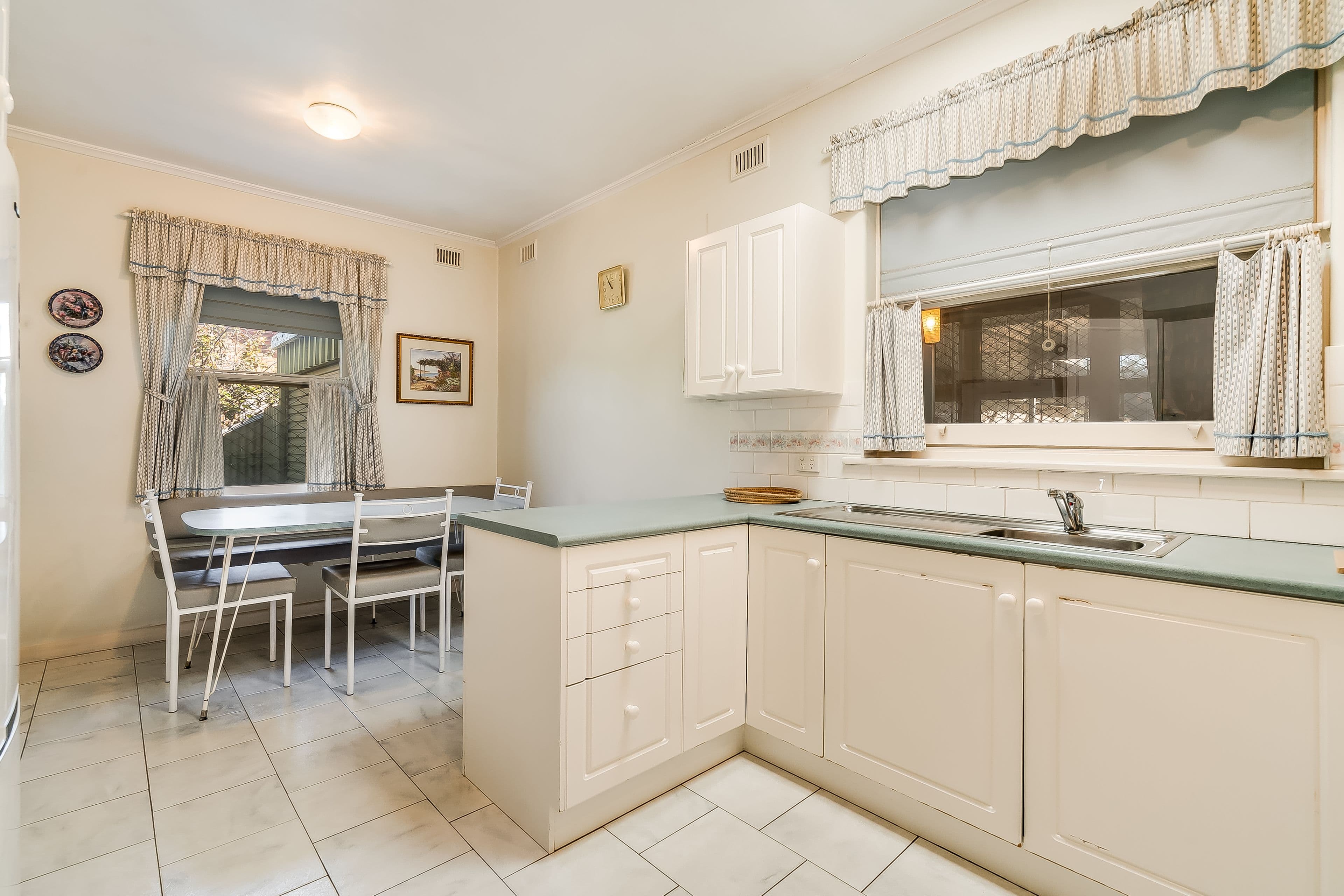 34 Ryan Avenue, Woodville West SA 5011, Woodville West - Thumbnail 3