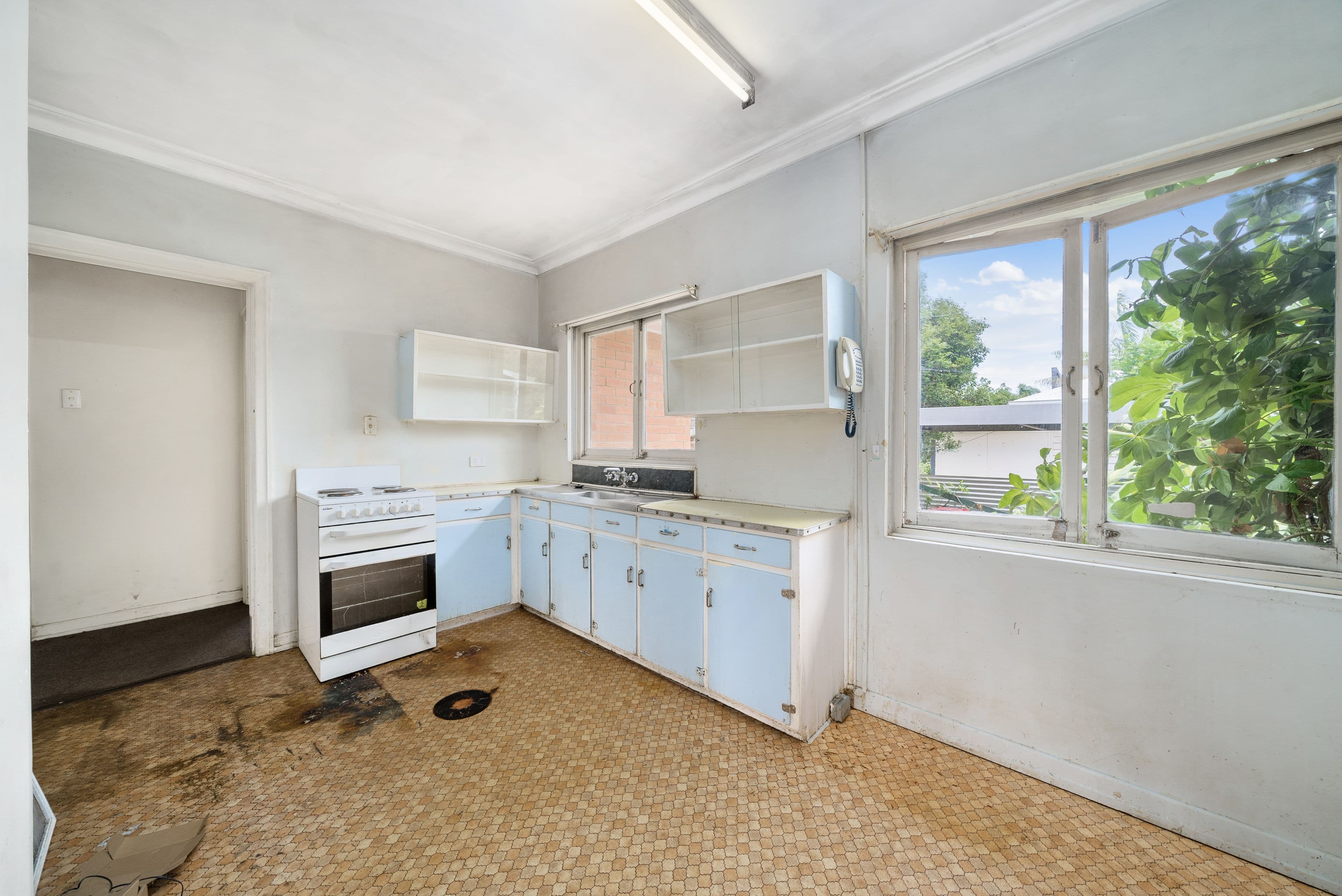 60 Elizabeth Avenue, Clontarf QLD 4019, Clontarf - Thumbnail 5