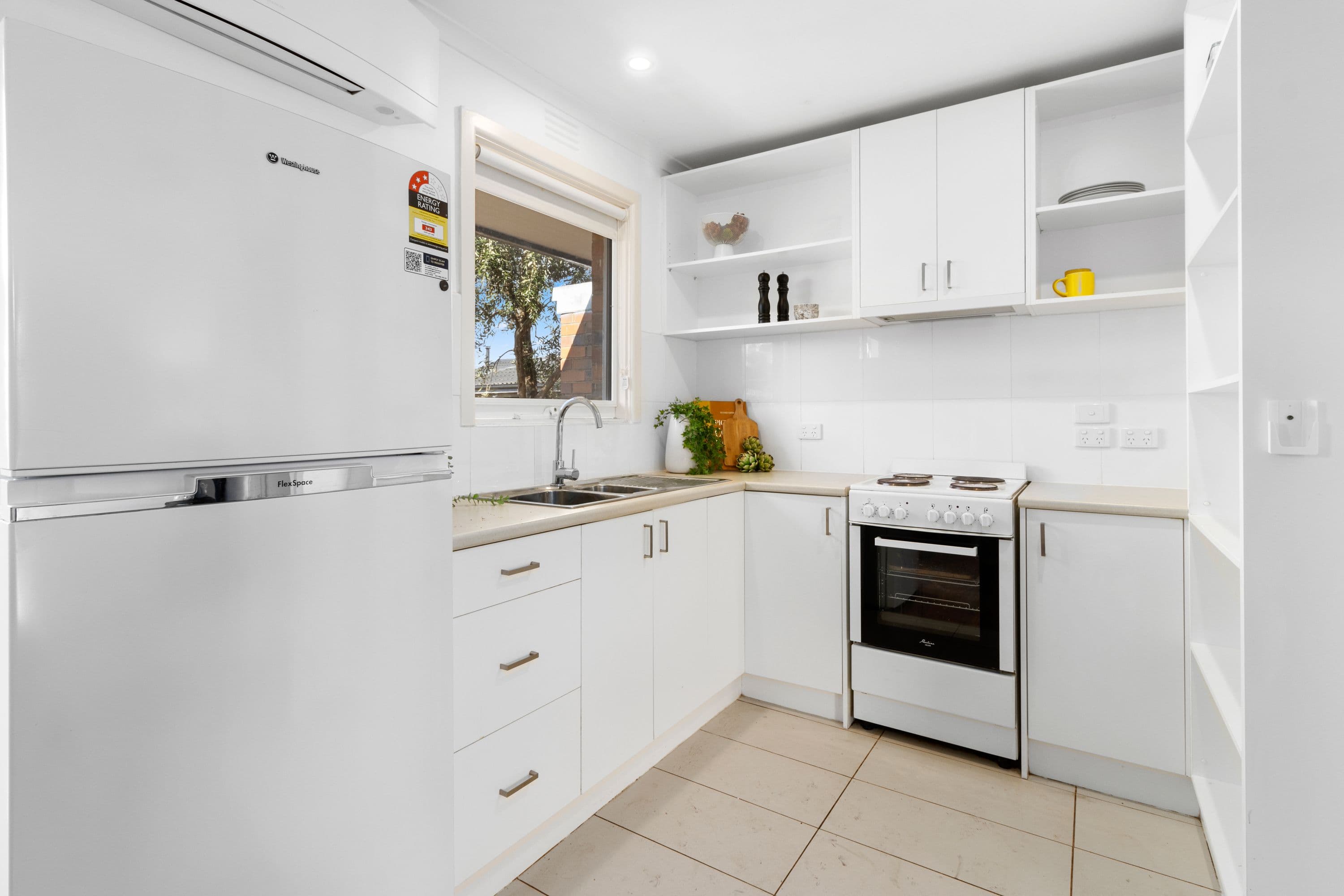 6 Albenca Street, Mentone VIC 3194, Mentone - Thumbnail 3