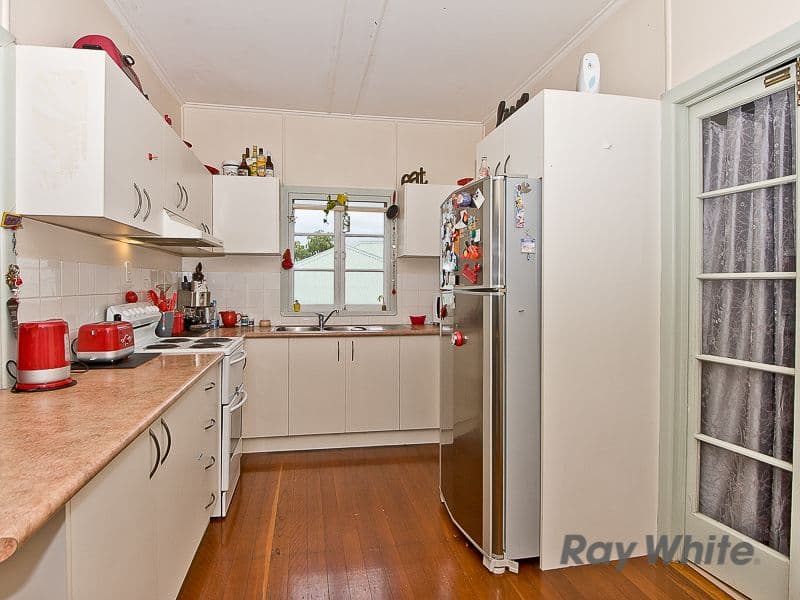 28 Dunedoo Street, STAFFORD QLD 4053, Stafford - Thumbnail 4