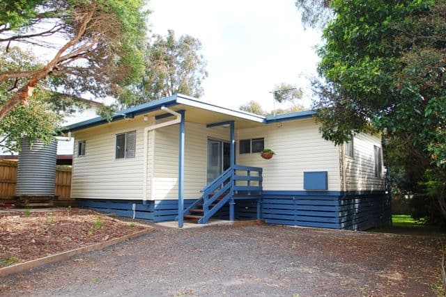 16 Bayview Drive, COWES VIC 3922, Cowes - Image 1