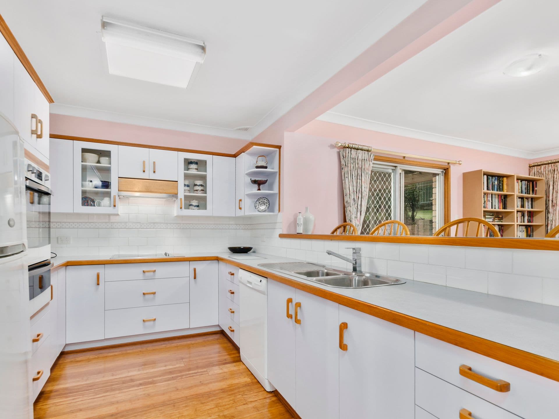26 Nardoo Crescent, Thirroul - Thumbnail 3