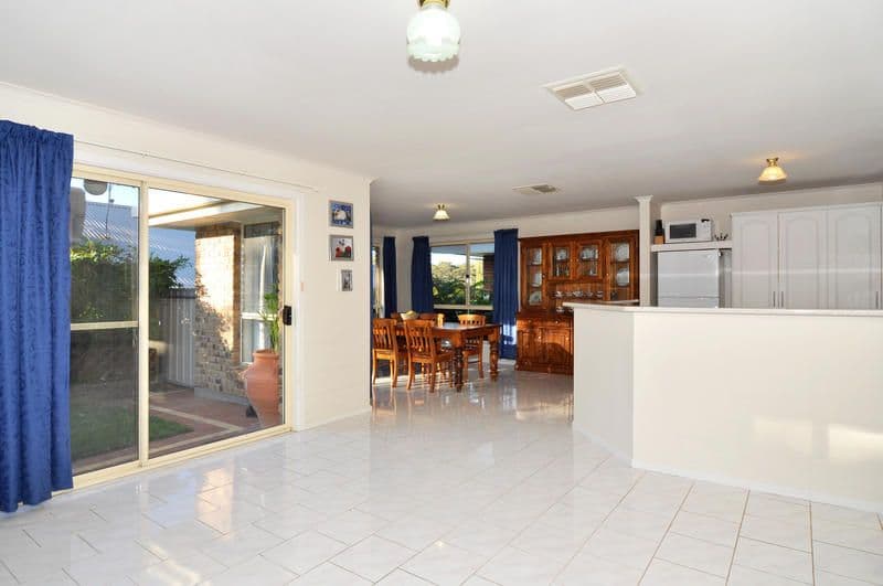 9 Eucalypt Circuit, FLAGSTAFF HILL SA 5159, Flagstaff Hill - Thumbnail 5