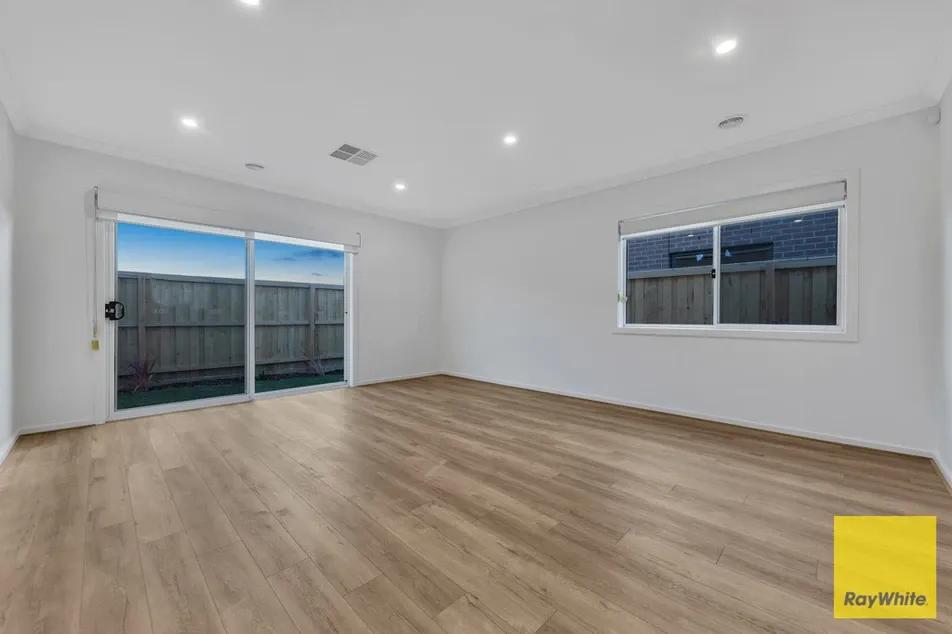 601 Hogans Road, Tarneit VIC 3029, Tarneit - Thumbnail 3