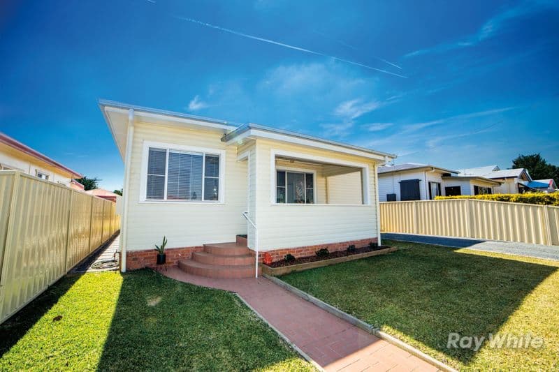 230 Hoof Street, Grafton - Image 1