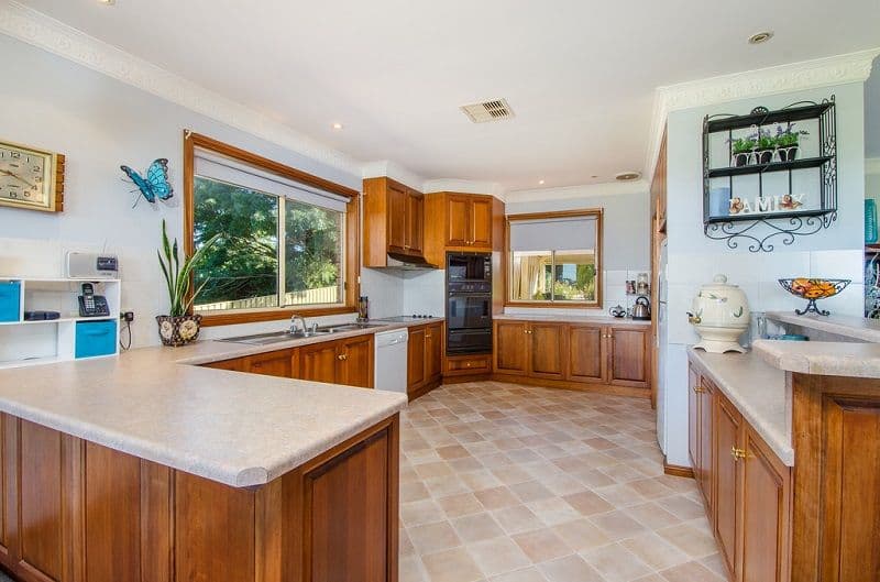 7 Panorama Court, Mount Gambier SA 5290, Mount Gambier - Thumbnail 2