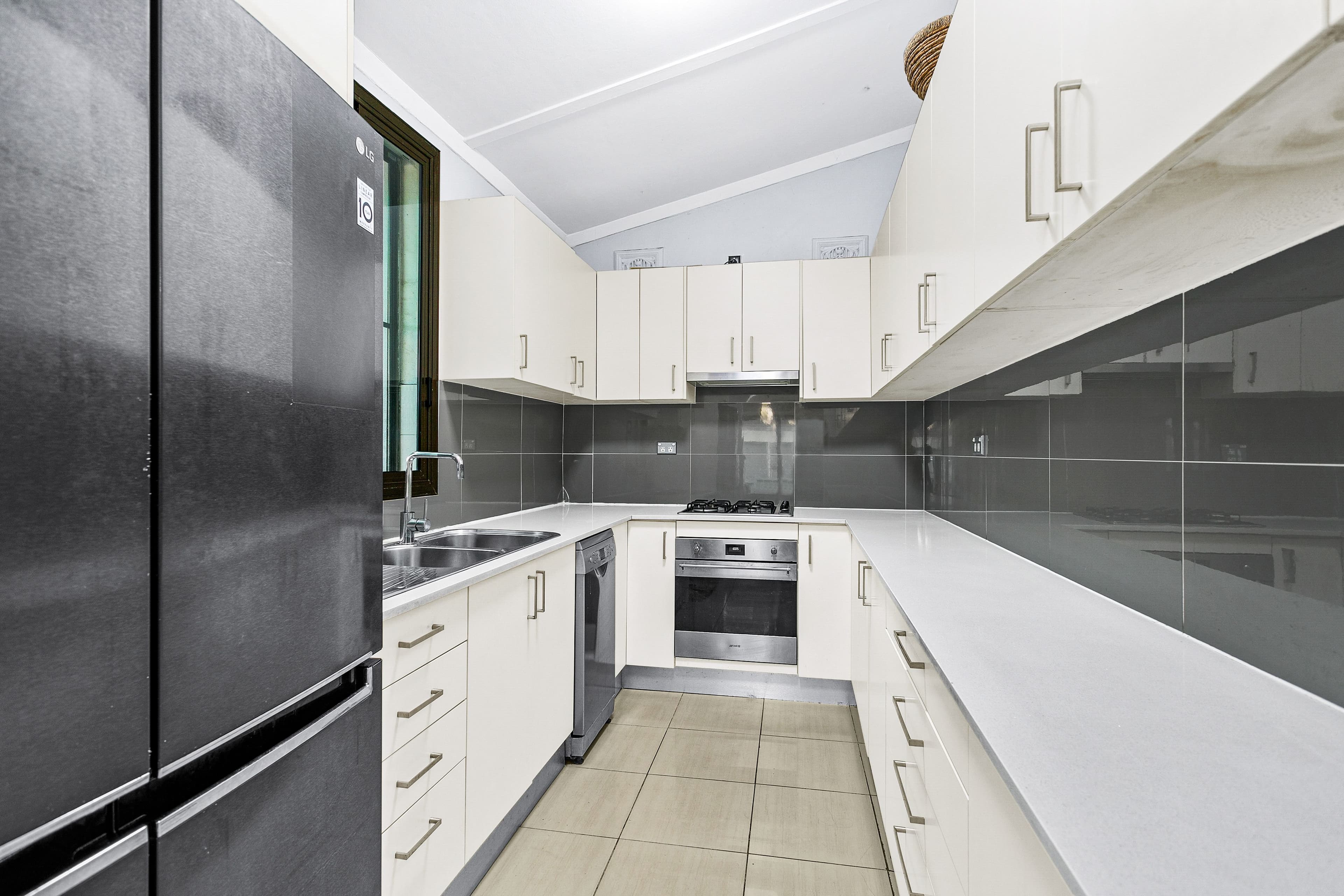 244 West Botany Street, Banksia NSW 2216, Banksia - Thumbnail 3