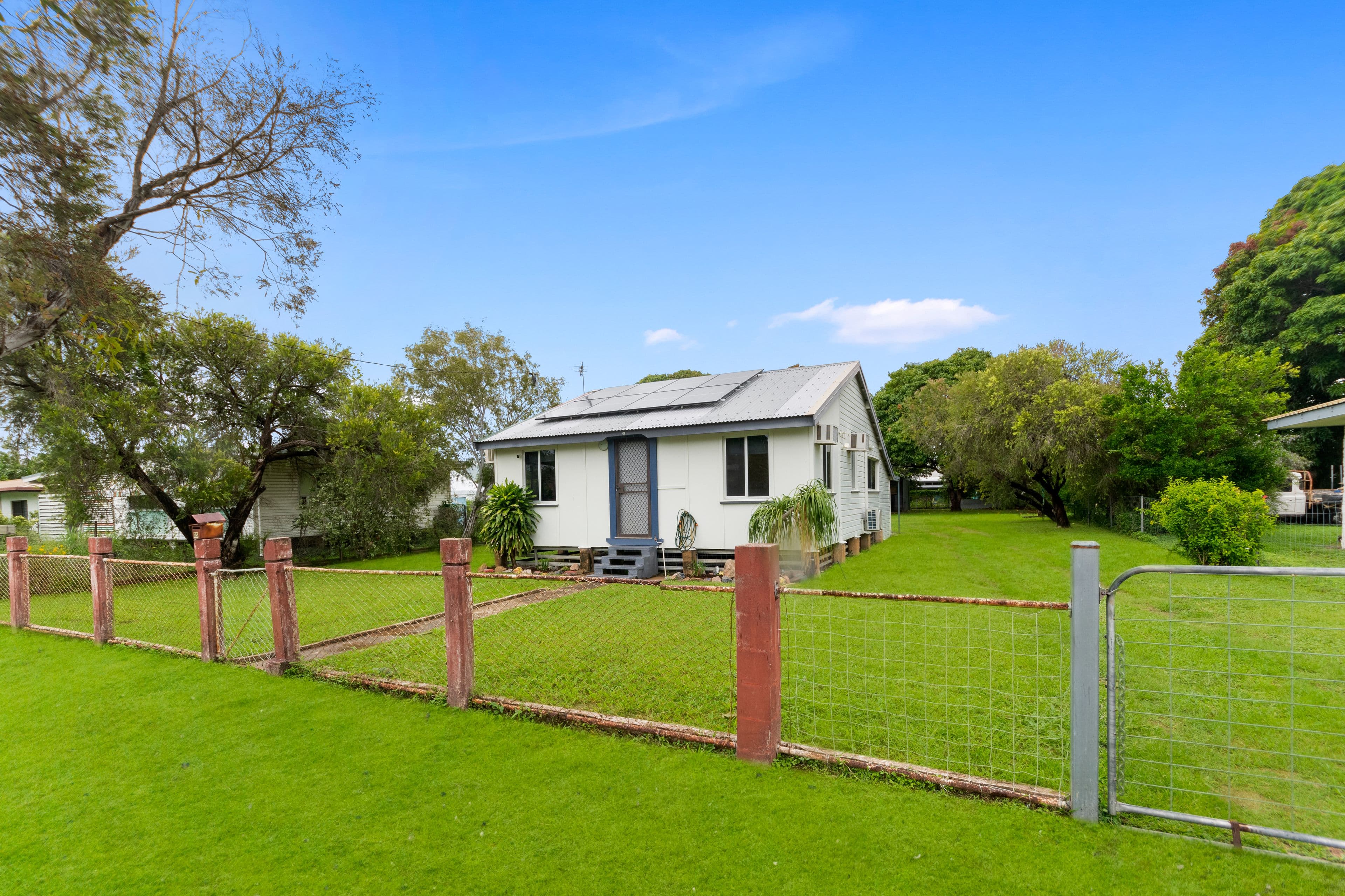 85 Wagner Street, Oonoonba QLD 4811, Oonoonba - Image 1