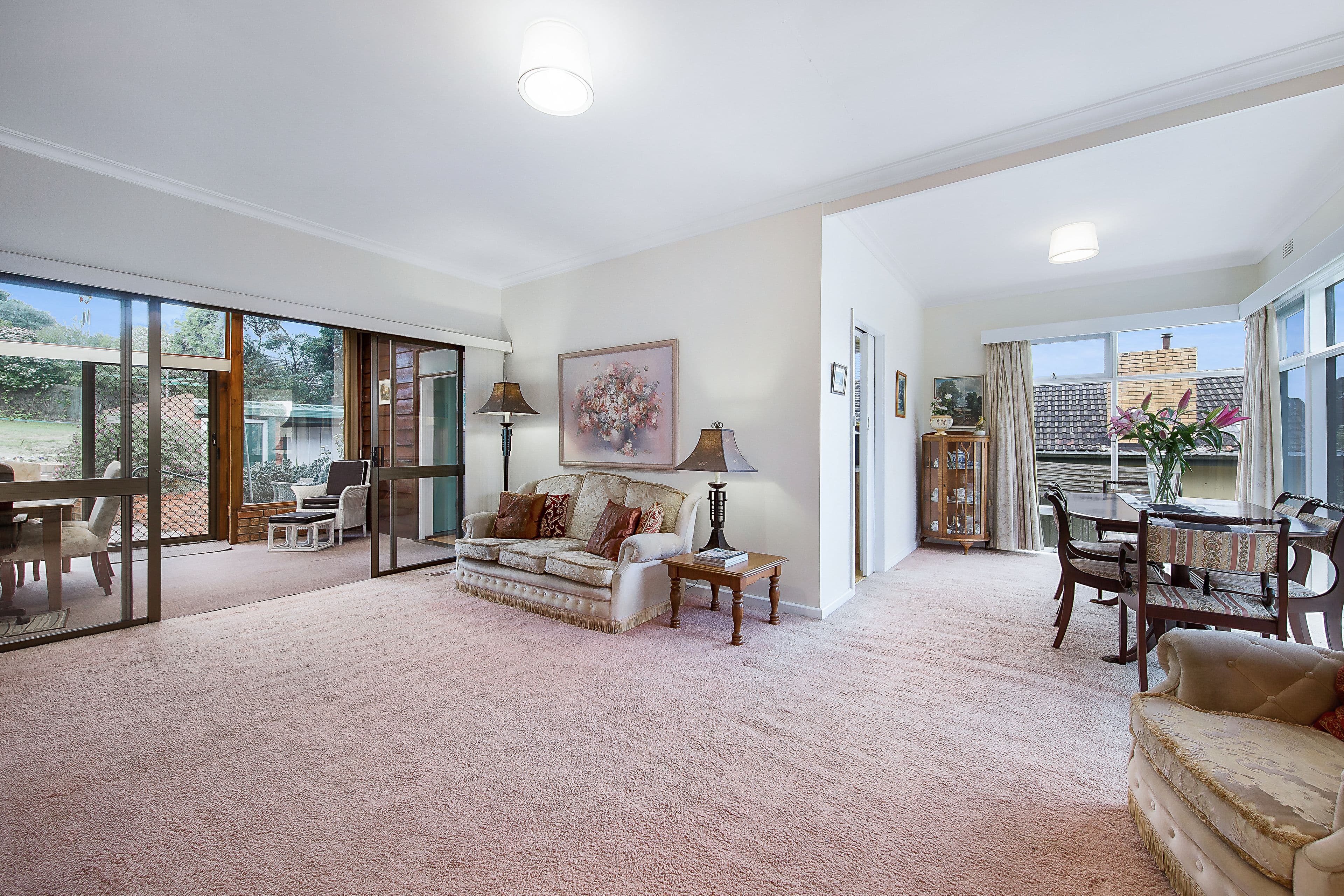 9 Armstrong Street, Mount Waverley VIC 3149, Mount Waverley - Thumbnail 2