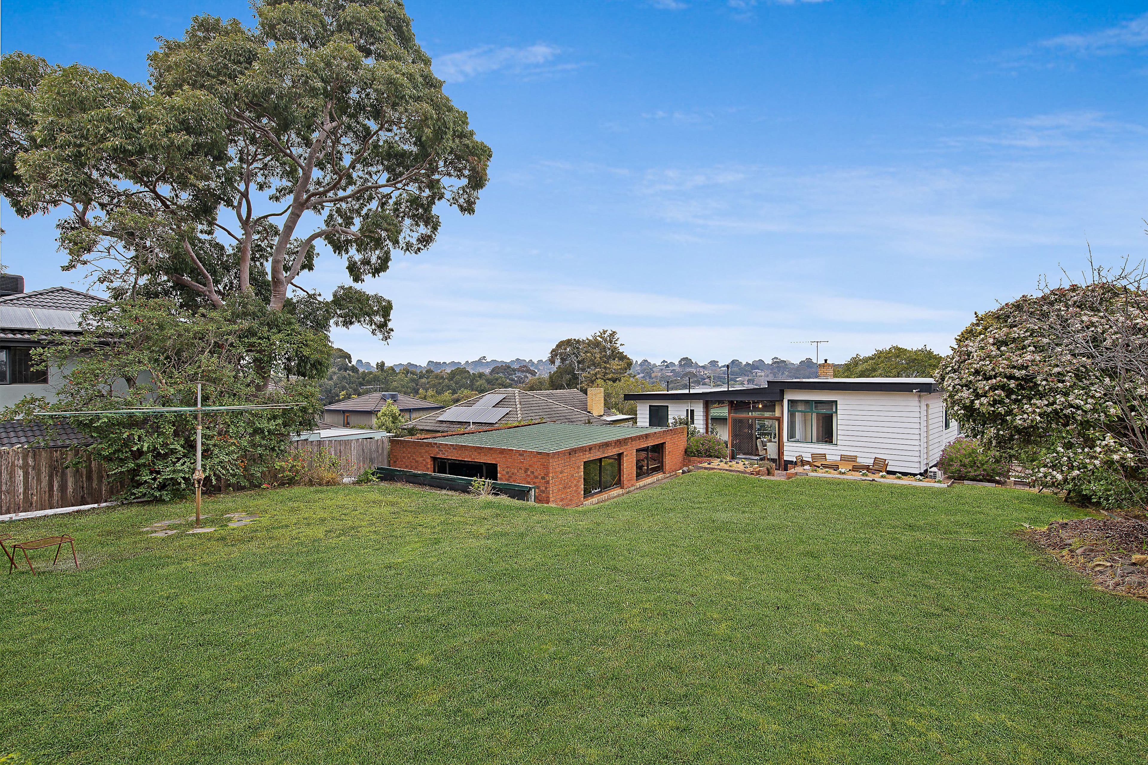 9 Armstrong Street, Mount Waverley VIC 3149, Mount Waverley - Thumbnail 4