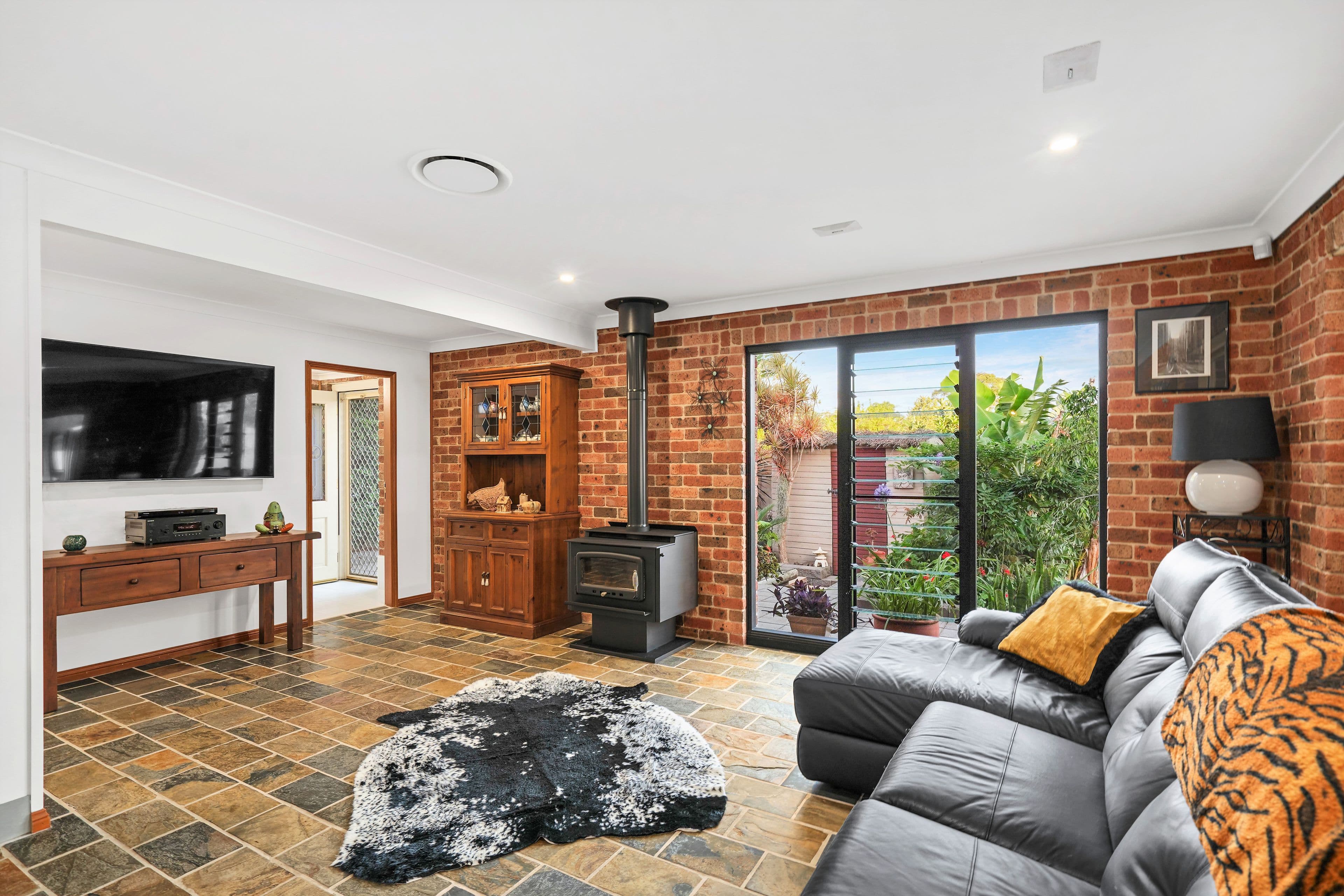 4 Colleena Close, Kincumber NSW 2251, Kincumber - Thumbnail 3