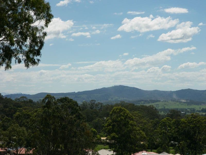 18 Meridian Way, BEAUDESERT QLD 4285, Beaudesert - Thumbnail 3