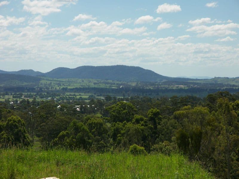 18 Meridian Way, BEAUDESERT QLD 4285, Beaudesert - Thumbnail 8