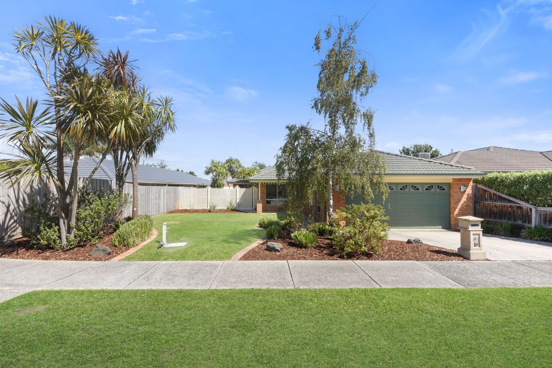 16 Earlsfield Drive, Berwick VIC 3806, Berwick - Image 1