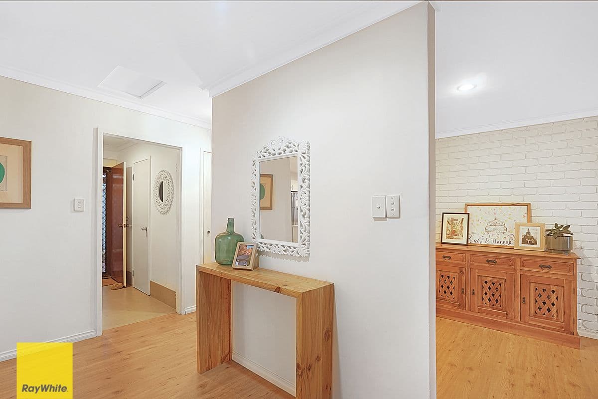 26 Whitworth Avenue, Girrawheen WA 6064, Girrawheen - Thumbnail 5