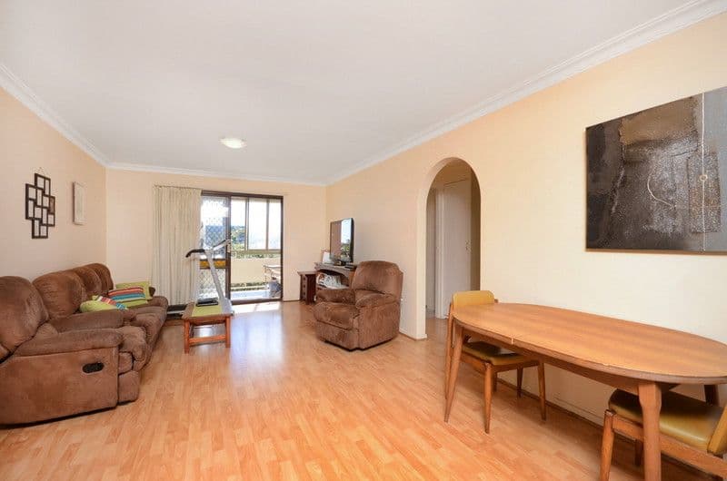 10 Knowsley Street, GREENSLOPES QLD 4120, Greenslopes - Thumbnail 5