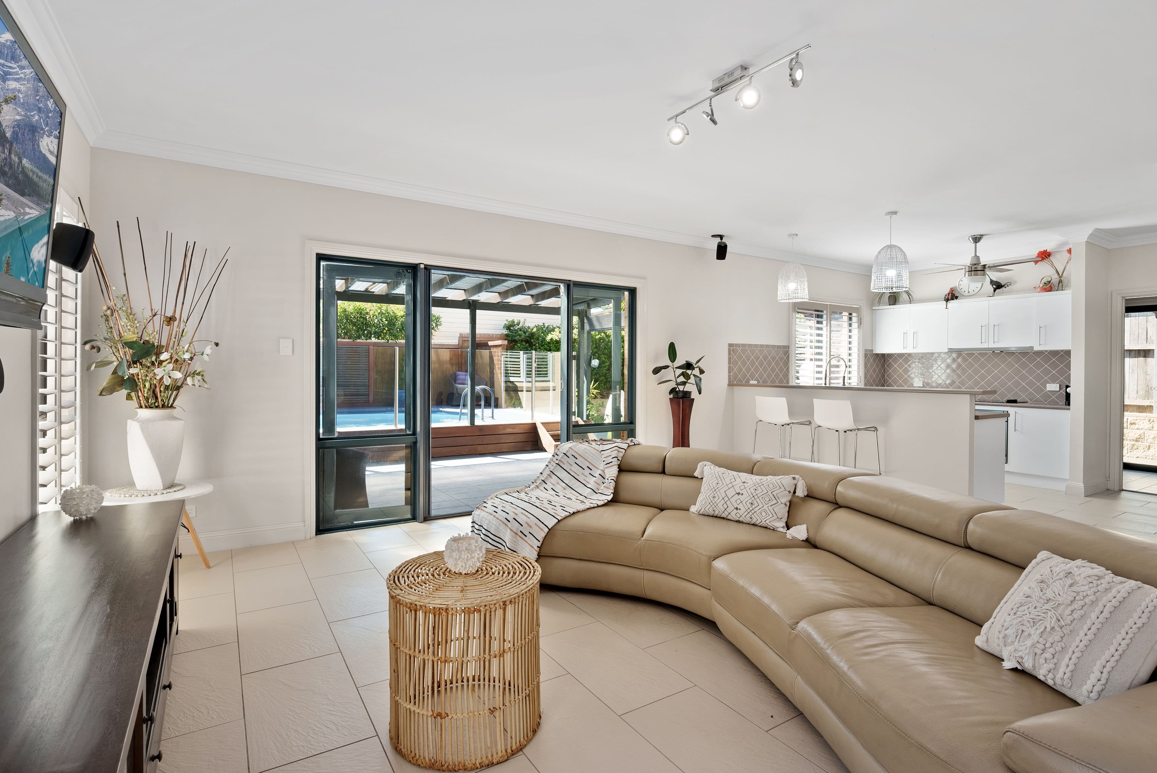 121 Walker Street, Helensburgh NSW 2508, Helensburgh - Thumbnail 3