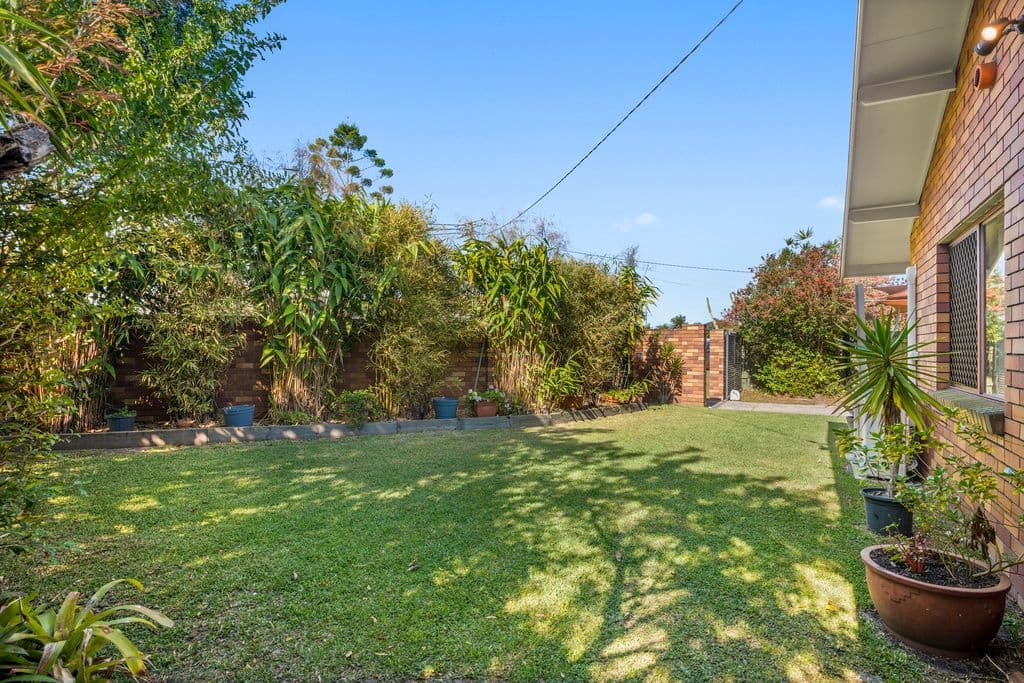 11 Mawarra Street, Palm Beach QLD 4221, Palm Beach - Thumbnail 4