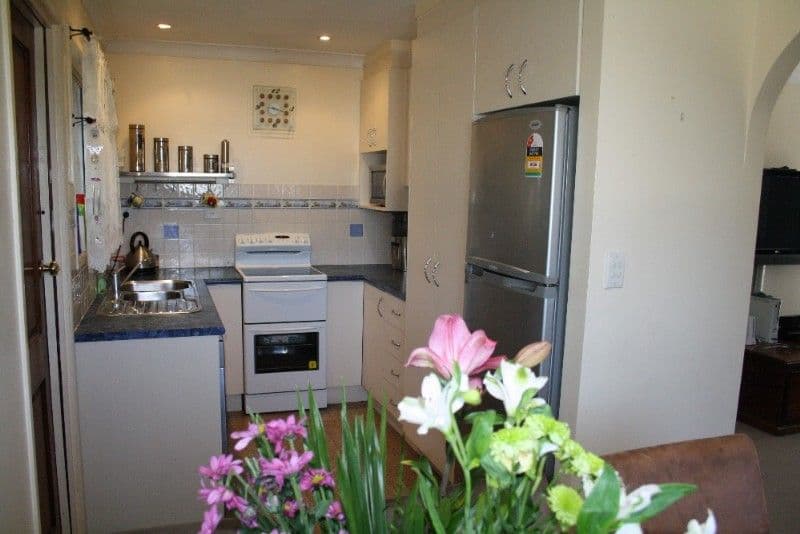 132 Sixth Avenue, Altona North, VIC, 3025, Altona North - Thumbnail 2