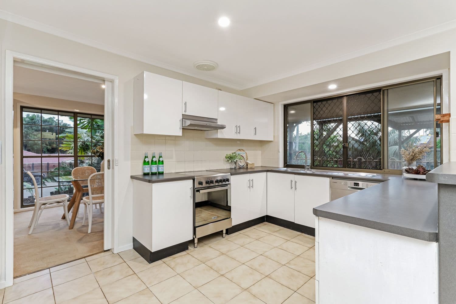 33 Sherry Street, Carseldine QLD 4034, Carseldine - Thumbnail 2