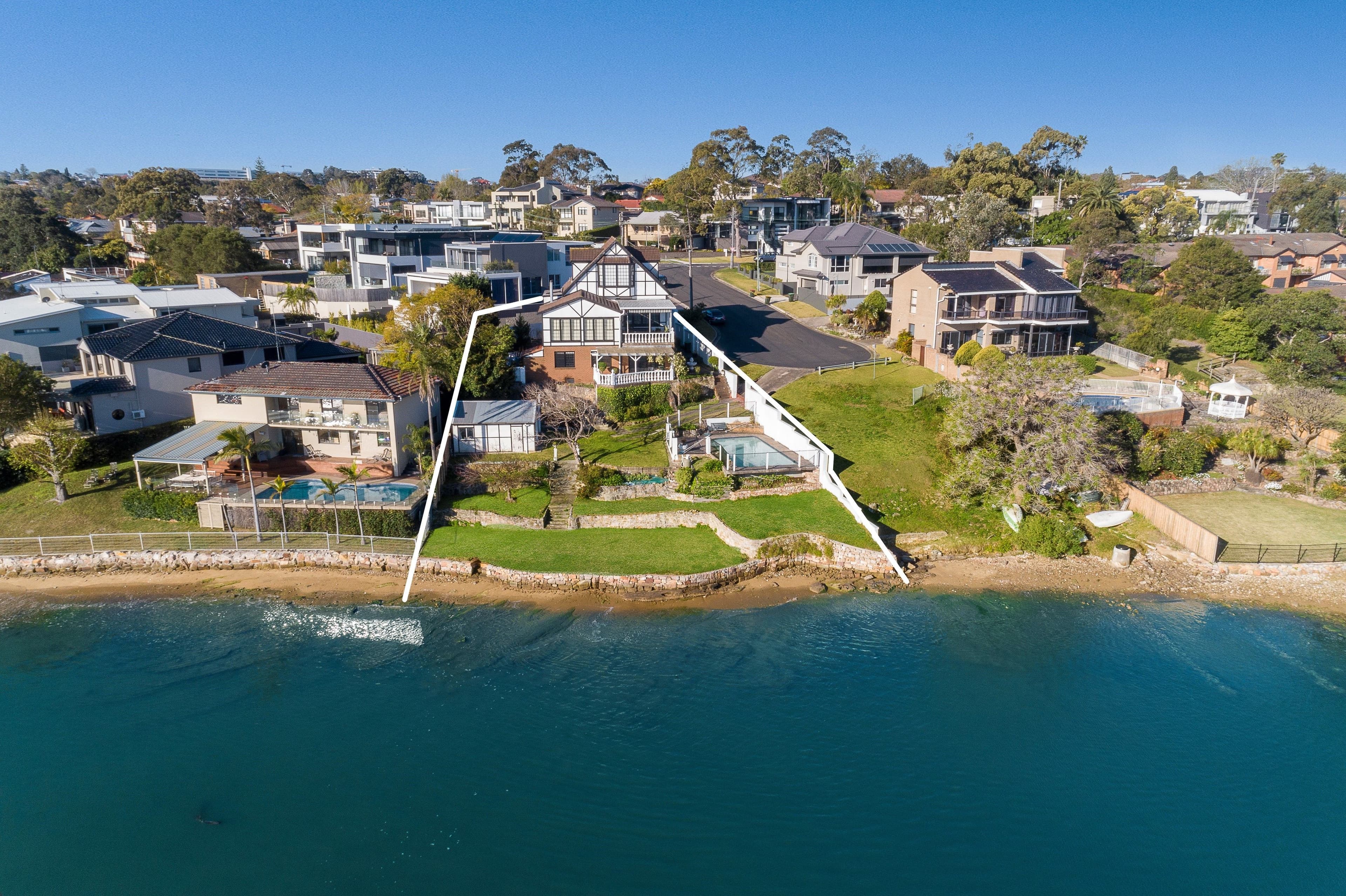 55 Bayview Street, Tennyson Point - Image 1
