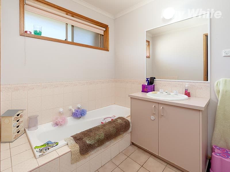 18 Templeton Place, WODONGA VIC 3690, West Wodonga - Thumbnail 5