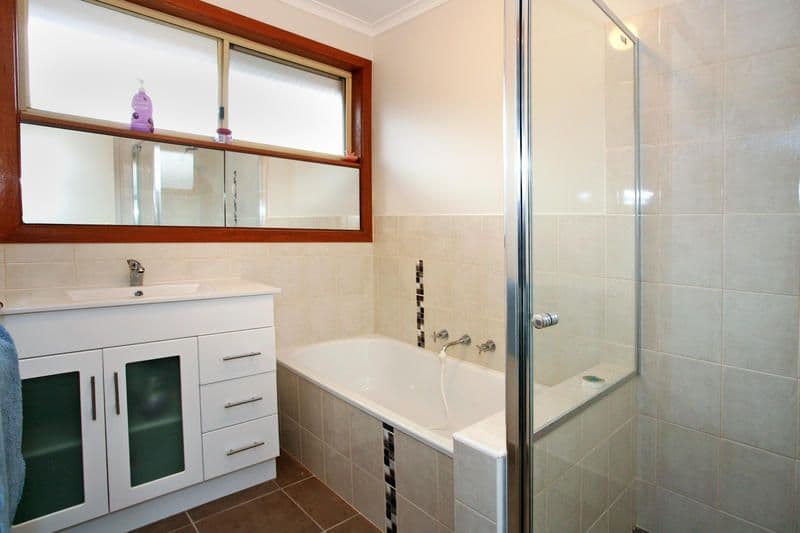 172 Thornhill Road, HIGHTON VIC 3216, Highton - Thumbnail 3