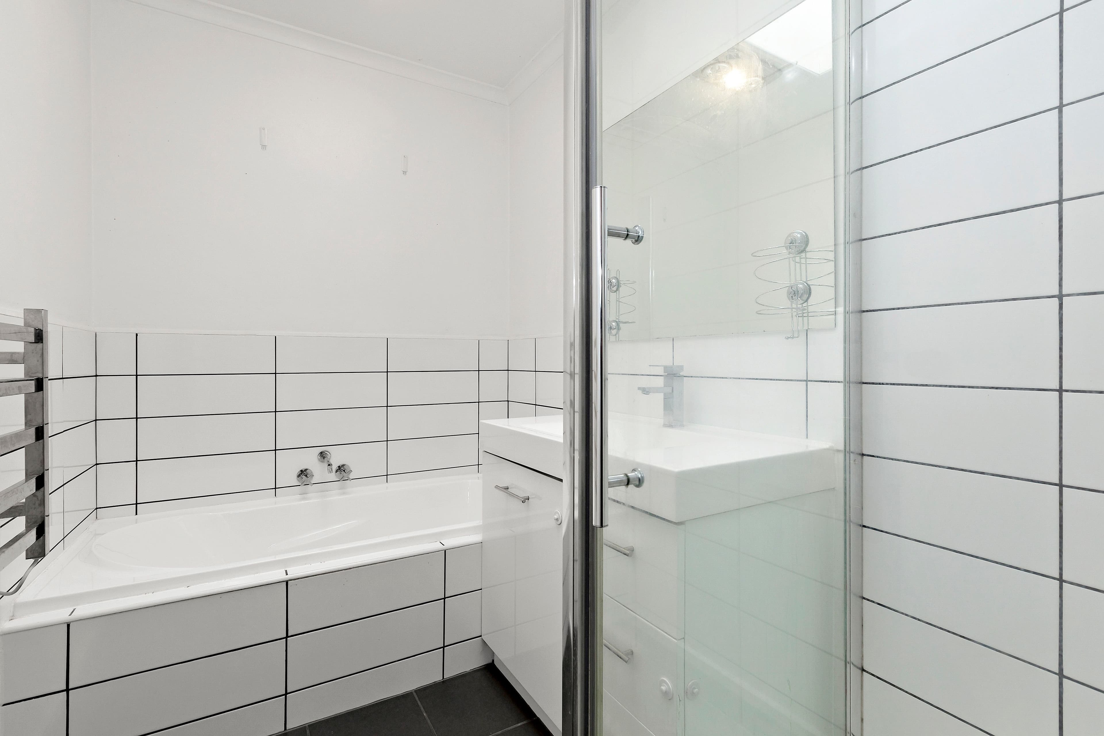 2 Highland Avenue, Oakleigh East VIC 3166, Oakleigh East - Thumbnail 8