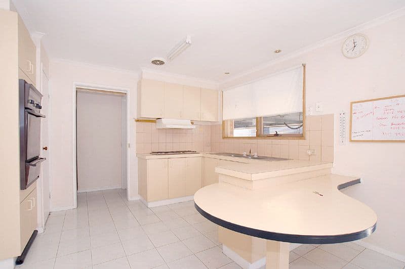 40 Chapel Road, KEYSBOROUGH VIC 3173, Keysborough - Thumbnail 2