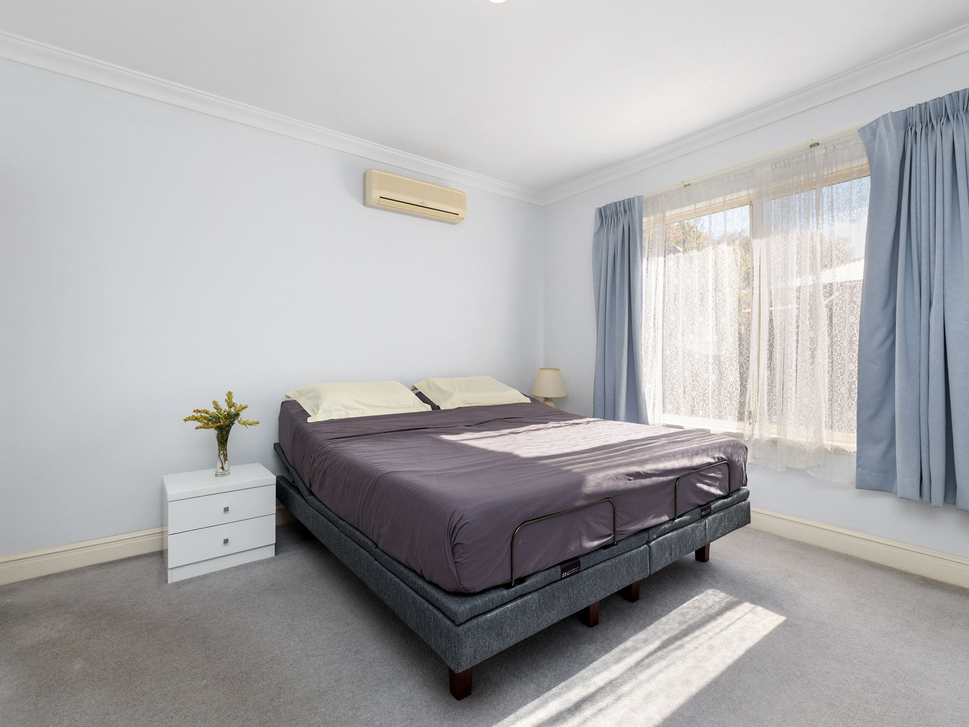 28 Edgecumbe Street, Como WA 6152, Como - Thumbnail 2