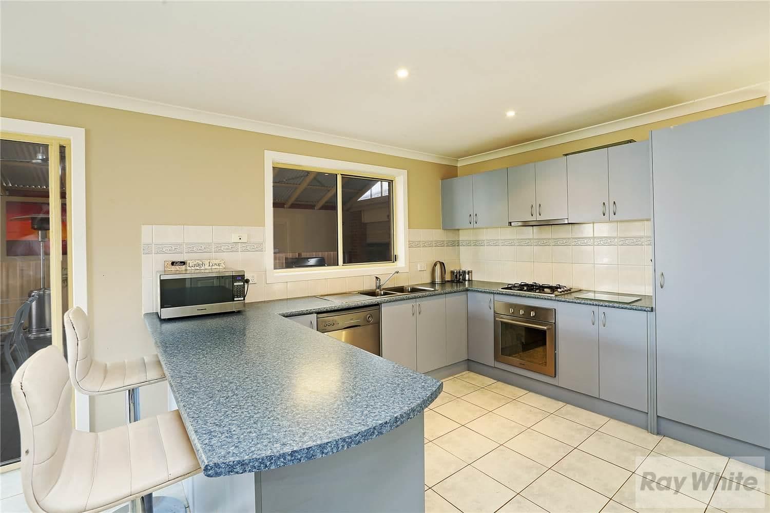 10 Agathea Court, CORIO VIC 3214, Corio - Thumbnail 3