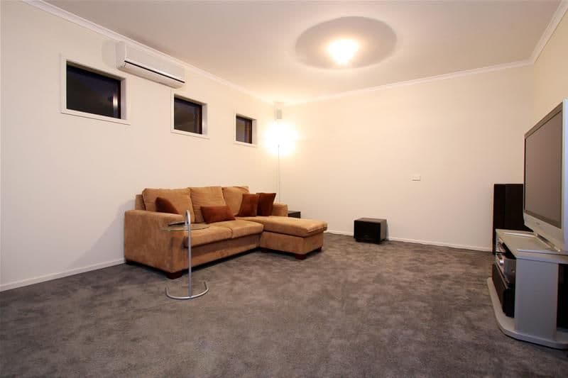 15 Scarlet Drive, BUNDOORA VIC 3083, Bundoora - Thumbnail 7