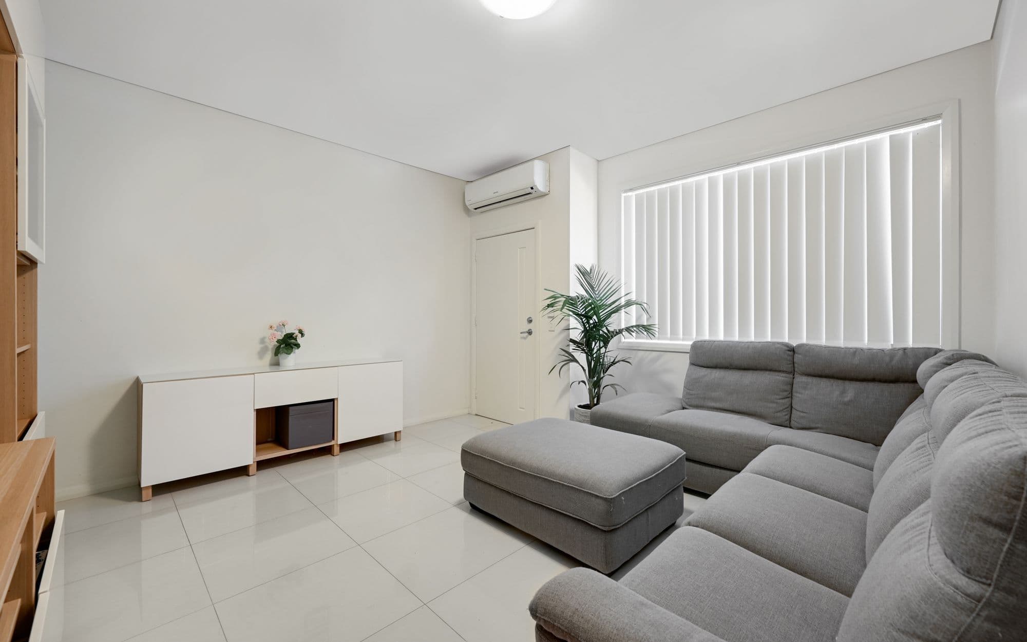 15/221a Waterworth Drive, Mount Annan NSW 2567, Mount Annan - Thumbnail 3